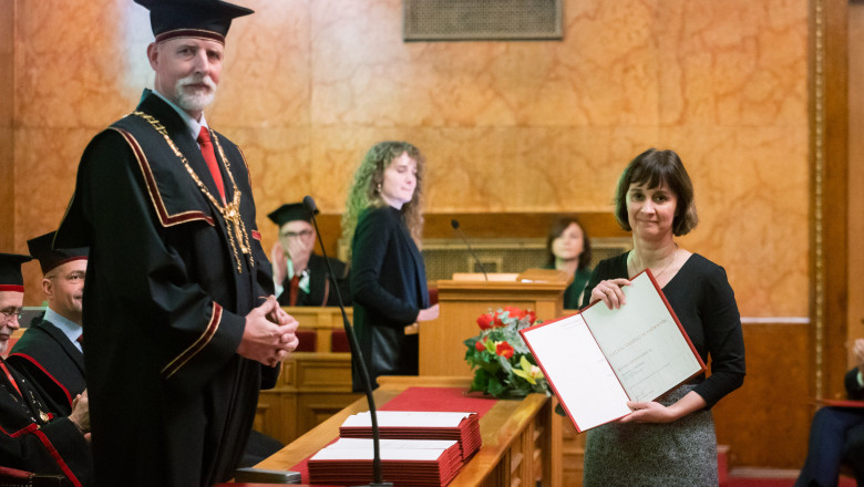 Prof. dr. Nataša Vampelj Suhadolnik (foto: Boštjan Podlogar, STA)